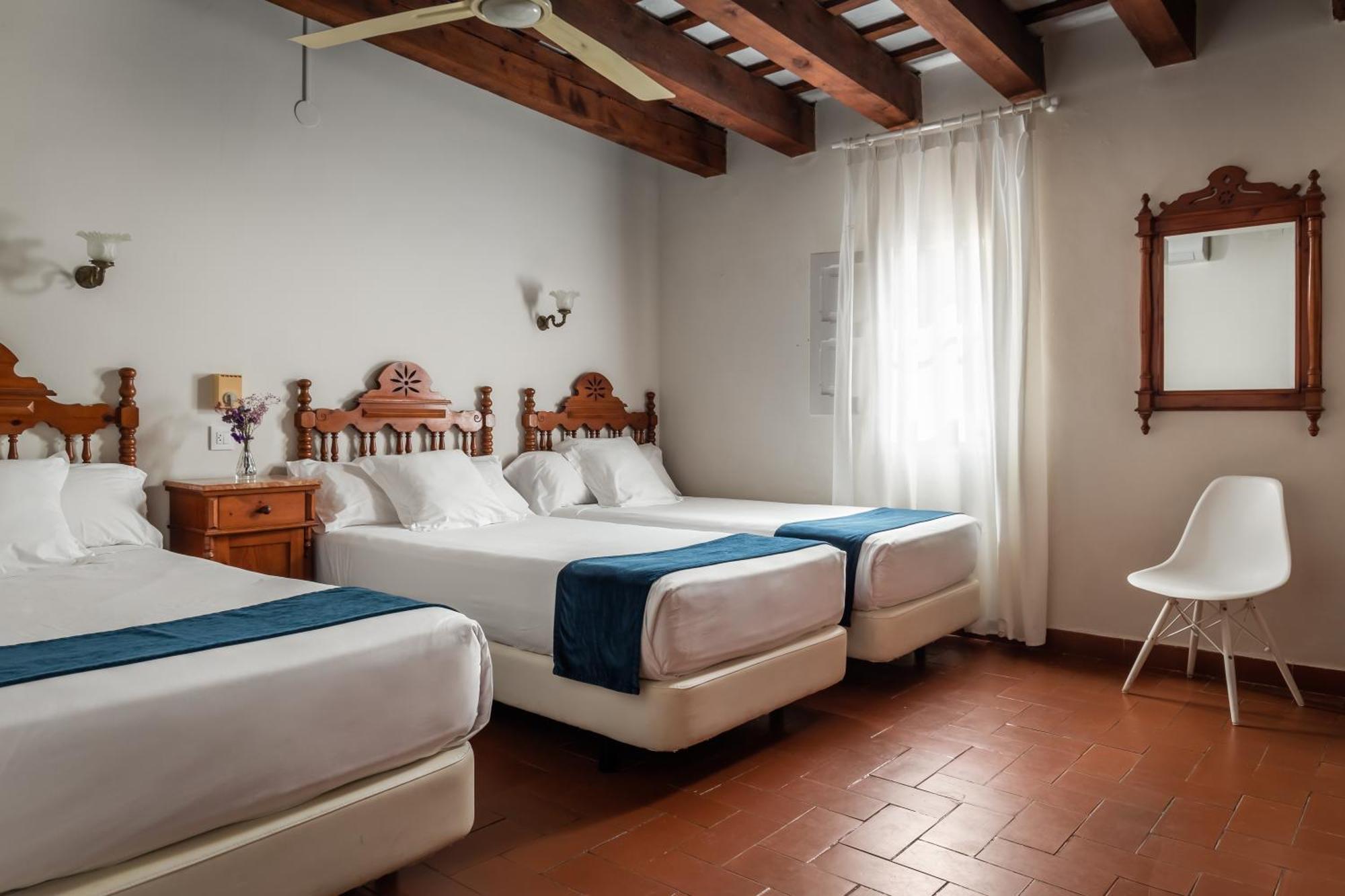 Hotel Medium Renaixenca Sitges Værelse billede